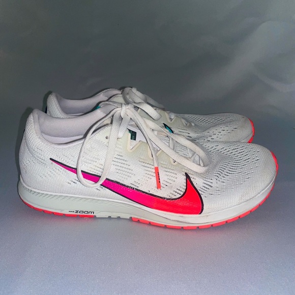 Ultra Light NIKE Zoom running shoes - Picture 3 of 8
